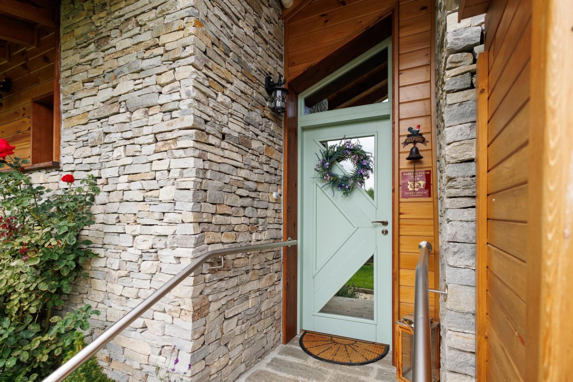 Mountain Villa Aleksia- With Jacuzzi Razlog Ngoại thất bức ảnh